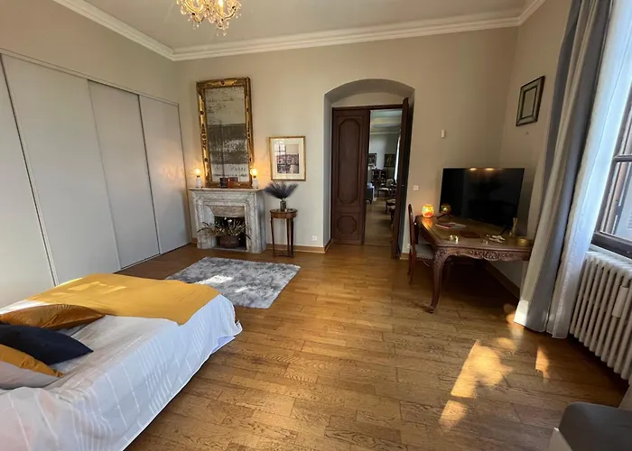 Apartmán Rdc Maison De Maitre Pour 6 Personnes Avec Piscine Et Jacuzzi *