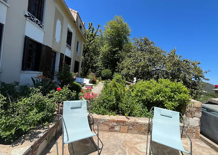 Rdc Maison De Maitre Pour 6 Personnes Avec Piscine Et Jacuzzi Apartmán *