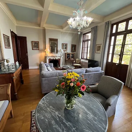 Rdc Maison De Maitre Pour 6 Personnes Avec Piscine Et Jacuzzi Apartment *