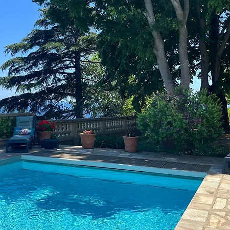 Bastia, Ds De Caractere Avec Piscine, Jacuzzi Et Vue