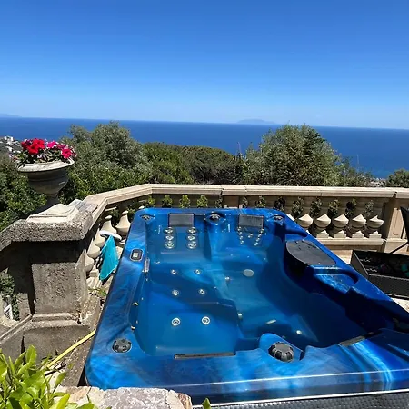 Bastia, Ds De Caractere Avec Piscine, Jacuzzi Et Vue Apartment
