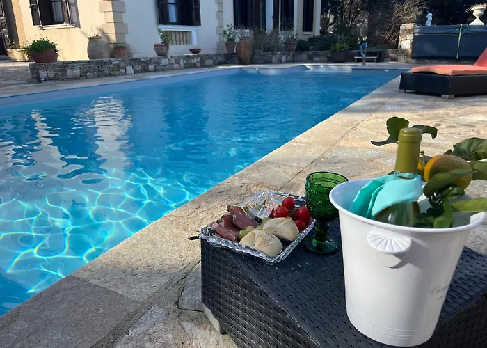 Apartament Rdc Maison De Maitre Pour 6 Personnes Avec Piscine Et Jacuzzi Bastia (Corsica)
